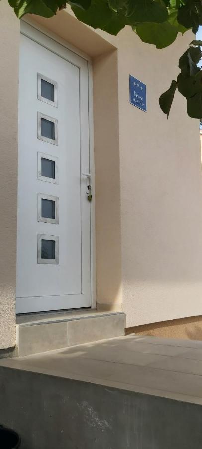 שיבניק Apartment Angela מראה חיצוני תמונה