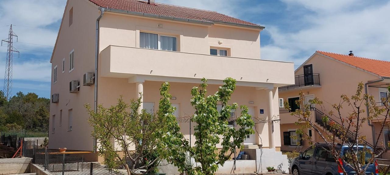 שיבניק Apartment Angela מראה חיצוני תמונה
